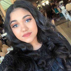 Meet your Posher, Hashina